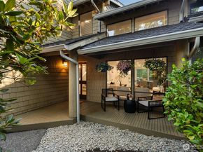 17517 NE 38th Court, Redmond WA 98052