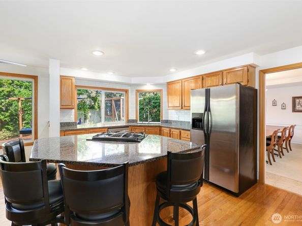 1216 SW 331st Street, Federal Way WA 98023