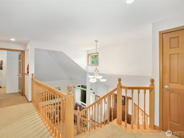 1216 SW 331st Street, Federal Way WA 98023