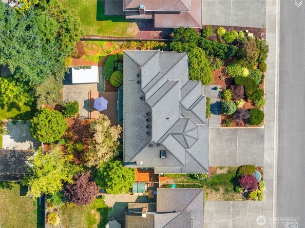 1216 SW 331st Street, Federal Way WA 98023