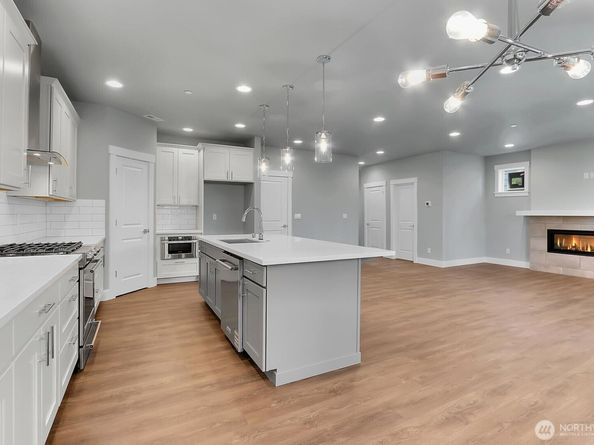 14130 15th Avenue W, Lynnwood WA 98087