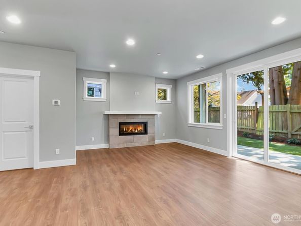 14130 15th Avenue W, Lynnwood WA 98087
