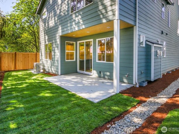 14130 15th Avenue W, Lynnwood WA 98087