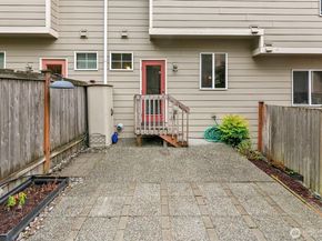 2923 Belmonte Lane, Everett WA 98201