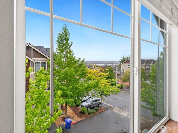 2923 Belmonte Lane, Everett WA 98201