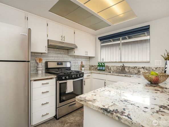 11804 SE 165TH Street, Renton WA 98058