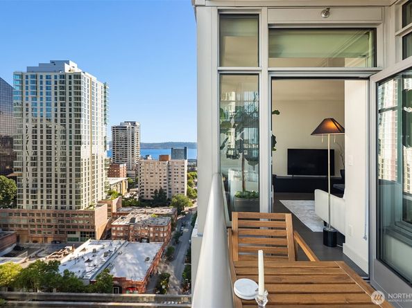 588 Bell Street 1804S, Seattle WA 98121