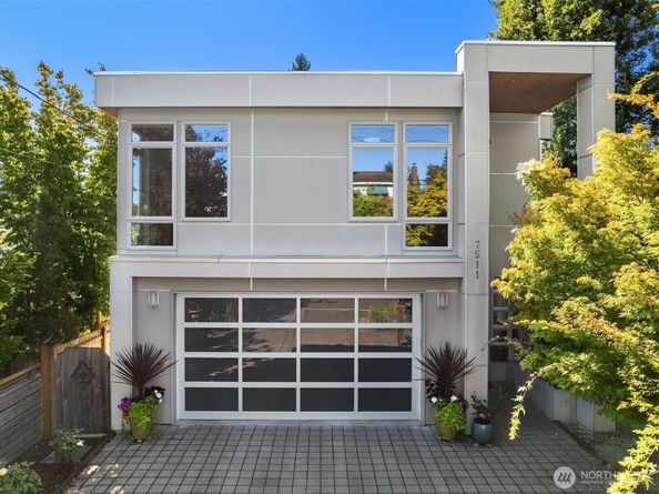 7511 3rd Avenue NW, Seattle WA 98117