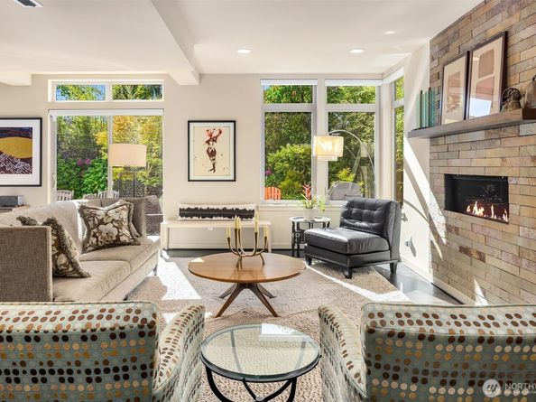 7511 3rd Avenue NW, Seattle WA 98117
