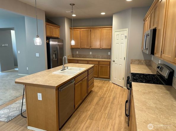 13117 28th Ave W, Lynnwood WA 98087