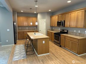 13117 28th Ave W, Lynnwood WA 98087