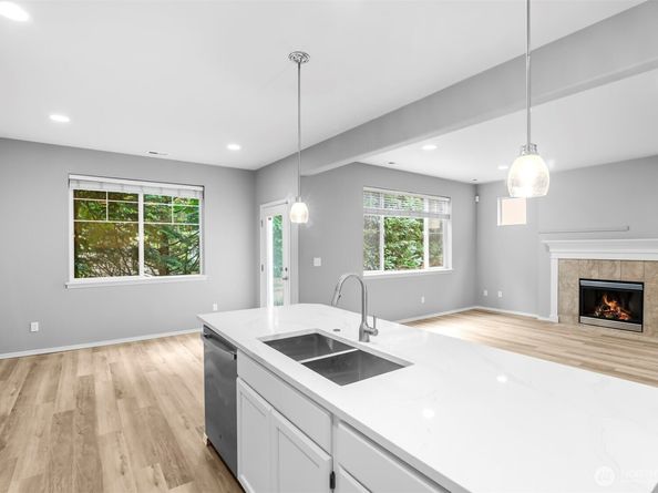 13117 28th Ave W, Lynnwood WA 98087