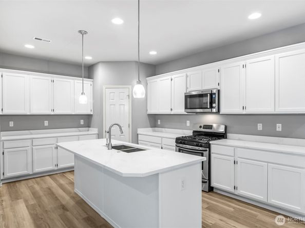 13117 28th Ave W, Lynnwood WA 98087