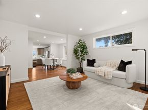 5903 19th Avenue S, Seattle WA 98108
