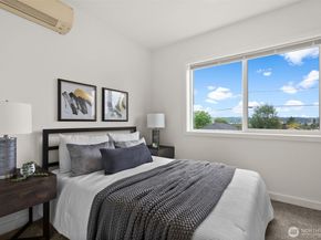 5903 19th Avenue S, Seattle WA 98108