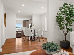 5903 19th Avenue S, Seattle WA 98108