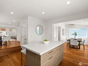 5903 19th Avenue S, Seattle WA 98108
