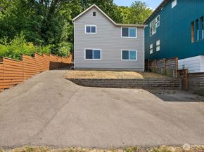 5903 19th Avenue S, Seattle WA 98108