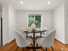 5903 19th Avenue S, Seattle WA 98108