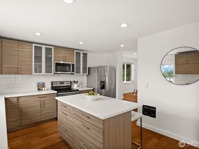5903 19th Avenue S, Seattle WA 98108