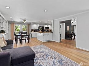 10417 165th Place NE, Redmond WA 98052
