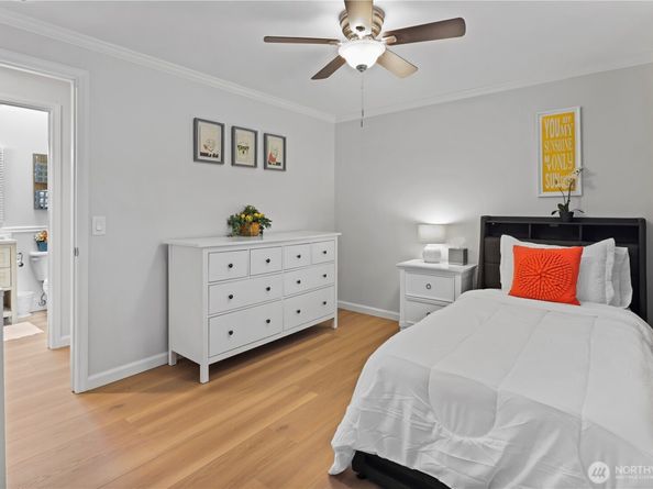 10417 165th Place NE, Redmond WA 98052