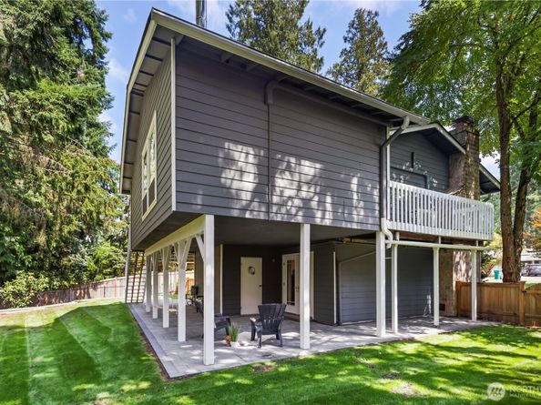 10417 165th Place NE, Redmond WA 98052