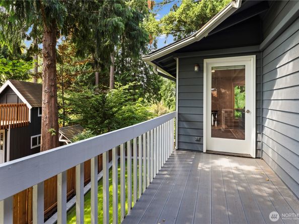 10417 165th Place NE, Redmond WA 98052