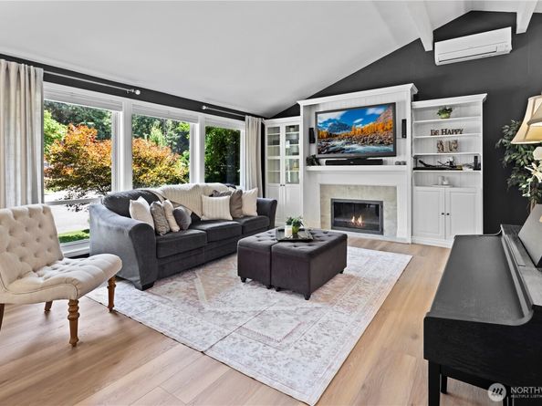 10417 165th Place NE, Redmond WA 98052