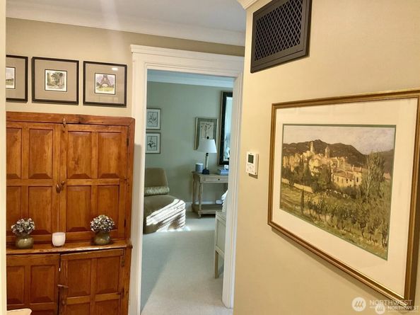 100 W Highland Drive 303, Seattle WA 98119