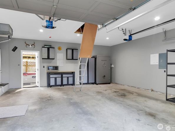 8504 199th Place SW, Edmonds WA 98026