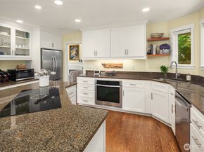 8504 199th Place SW, Edmonds WA 98026