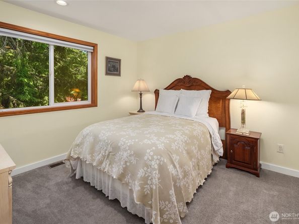8504 199th Place SW, Edmonds WA 98026