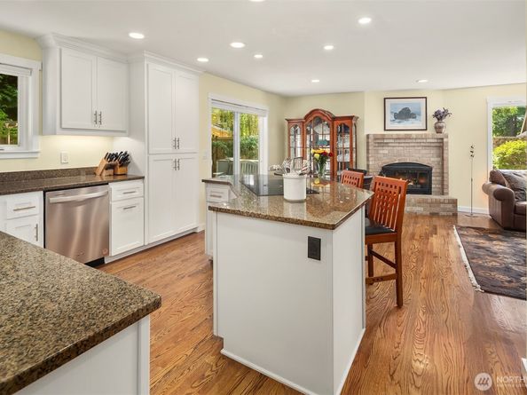 8504 199th Place SW, Edmonds WA 98026