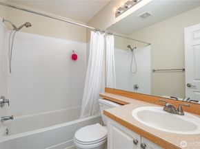 16214 118th Lane NE, Bothell WA 98011