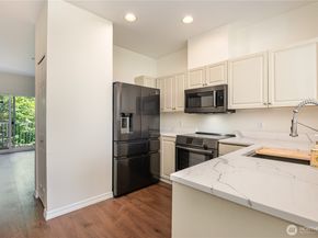 16214 118th Lane NE, Bothell WA 98011