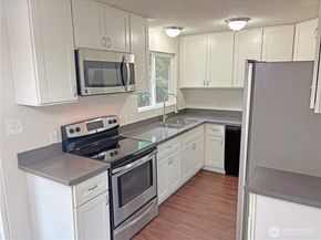 16312 127th Place SE, Renton WA 98058