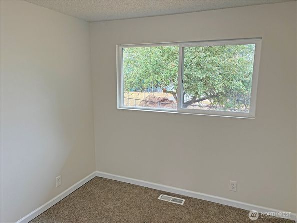 16312 127th Place SE, Renton WA 98058