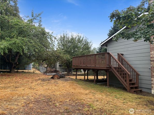 16312 127th Place SE, Renton WA 98058