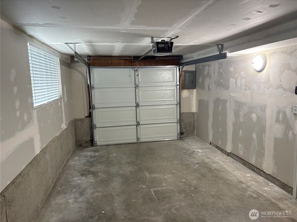16312 127th Place SE, Renton WA 98058