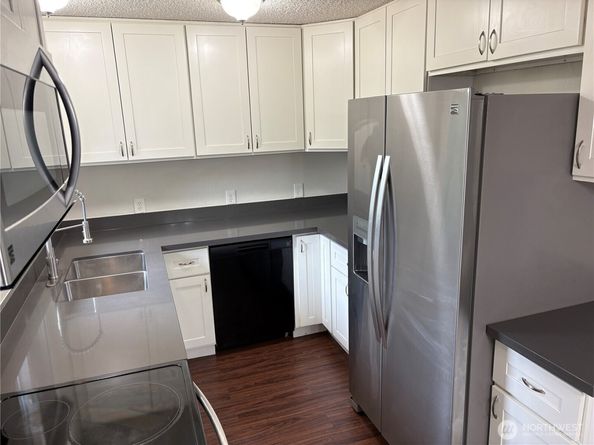 16312 127th Place SE, Renton WA 98058