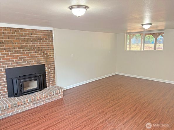 16312 127th Place SE, Renton WA 98058