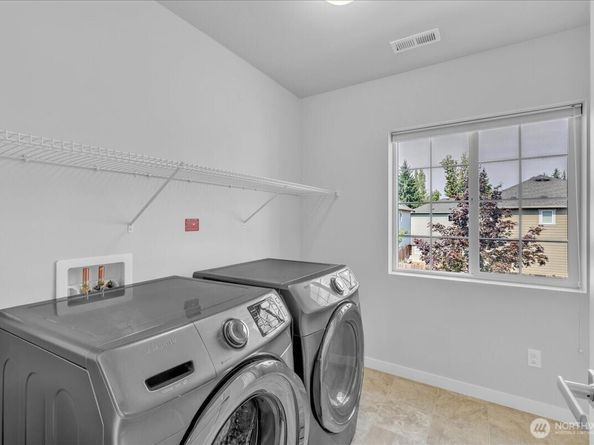 224 157th Place SW, Lynnwood WA 98087