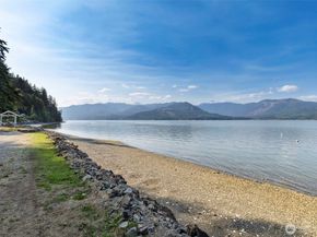 6698 Crimson Sky Loop, Seabeck WA 98380