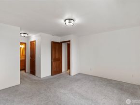 6698 Crimson Sky Loop, Seabeck WA 98380