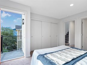 8853 Stone Avenue N, Seattle WA 98103