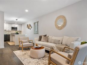 8853 Stone Avenue N, Seattle WA 98103