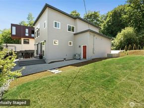 3010 Fauntleroy Avenue SW, Seattle WA 98126