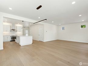 3010 Fauntleroy Avenue SW, Seattle WA 98126