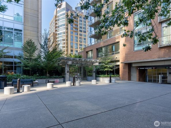 900 Lenora Street W807, Seattle WA 98121